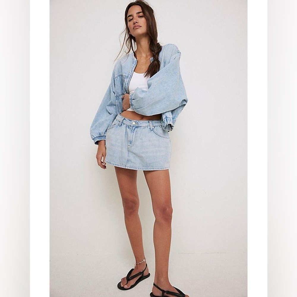 NWT Free People We The Free Demi Denim Mini Skort in Aura Blue size 25